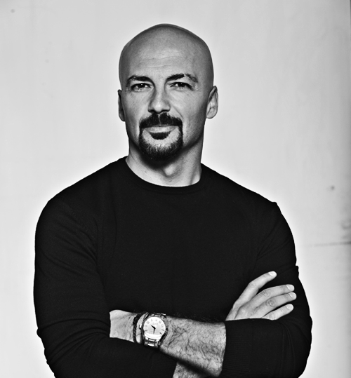 Director de arte Carlos Esmoris